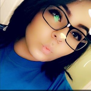 Meet your Posher, Alexandria